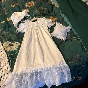 VINTAGE CHRISTENING GIFT SET GOWN BONNET & MUSIC PILLOW